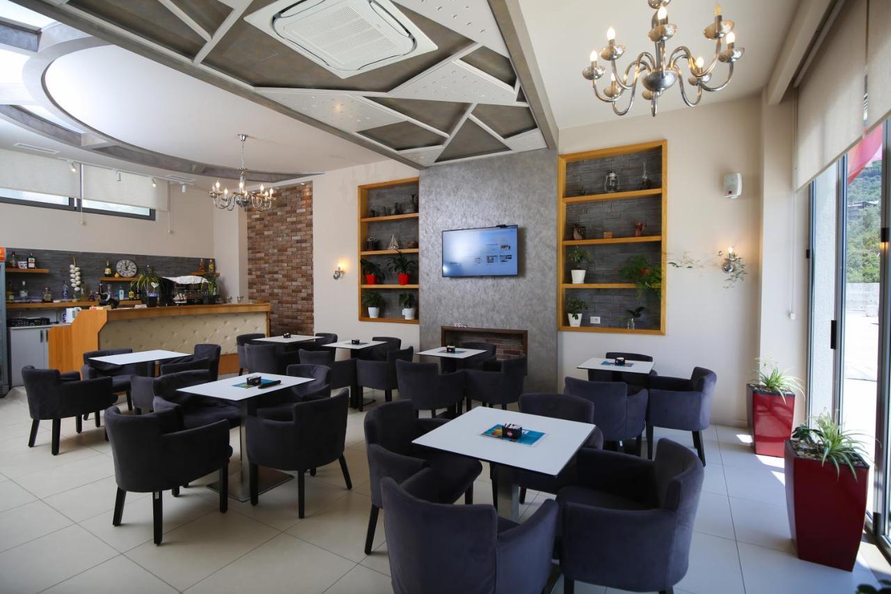 Hotel Summer Stars Vlorë 외부 사진